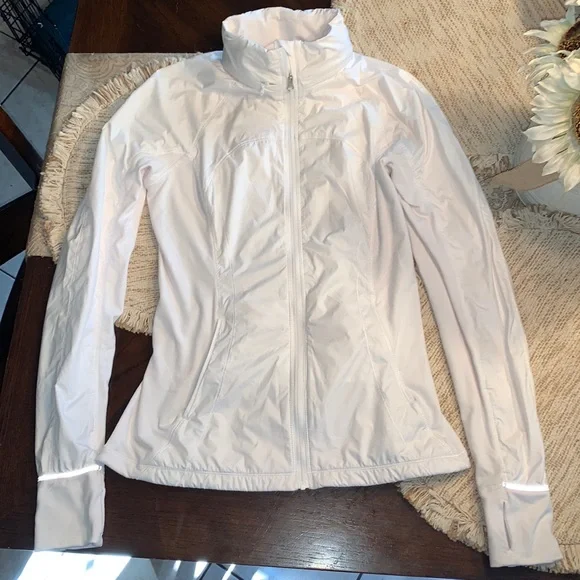 Lululemon white windbreaker jacket size 4 - Picture 2 of 10